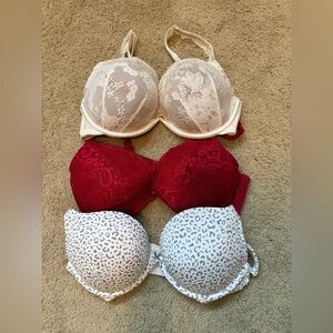 CACIQUE LANE BRYANT Lace and Print Bra Set of 3 Red, White, Cream Gray Sz 38C